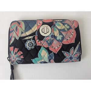 Vera Bradley RFID Wallet Large Blue Zip Around & Turn Lock Quilted Lotus Floral